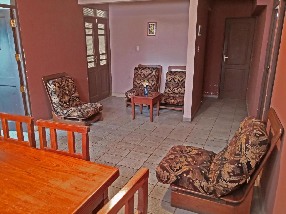 Casa Discreta Bed and Breakfast Cochabamba Eksteriør billede